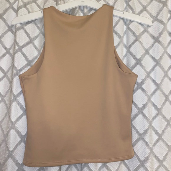 Express Body Contour Top - Picture 2 of 3